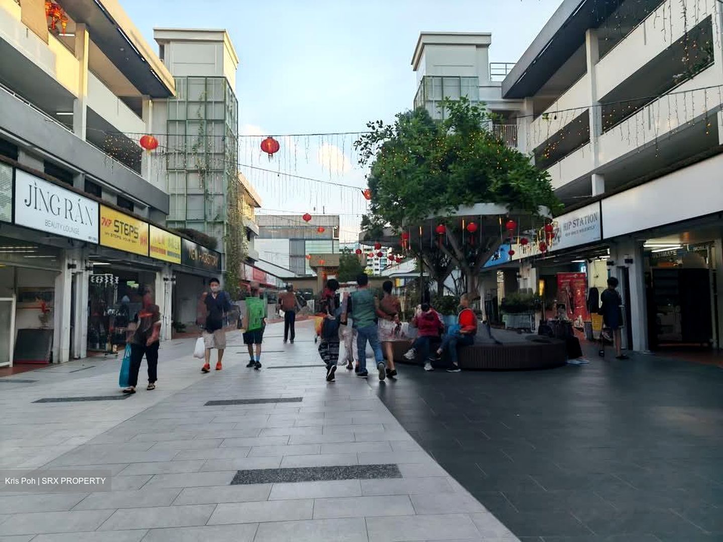 Ang Mo Kio Avenue 8 (D20), Shop House #575679401